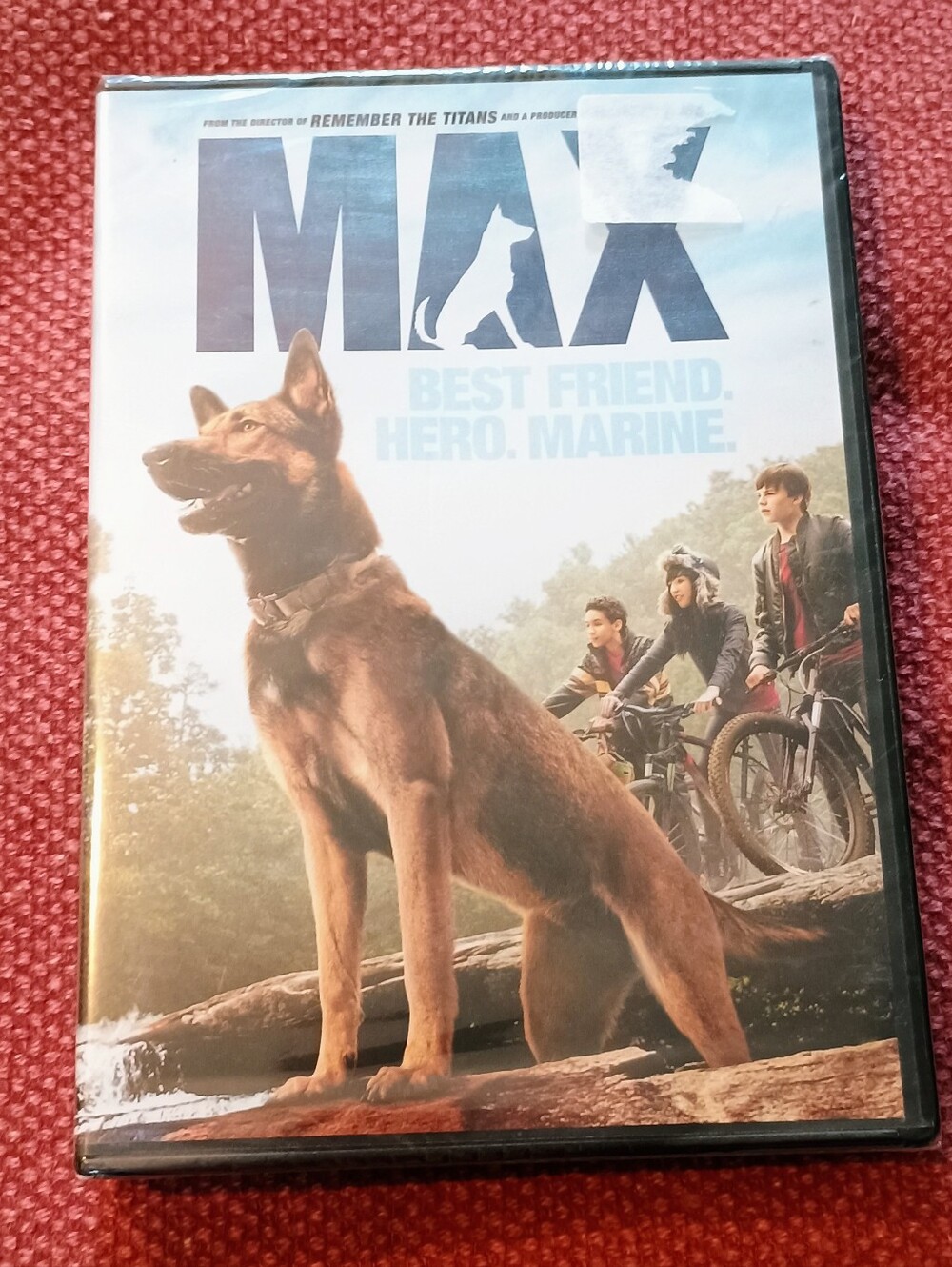 MAX DVD 📀 NWT